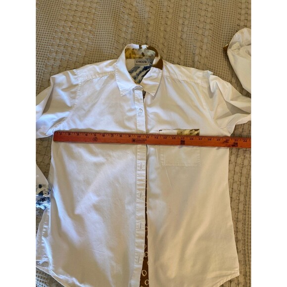 Chico’s Button Down Blouse Size 1 USA Sz Medium Cream with Animal Print Accents - Picture 10 of 12